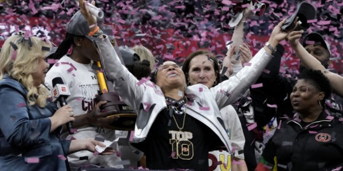 Gamecocks women steal show at ESPYs Awards