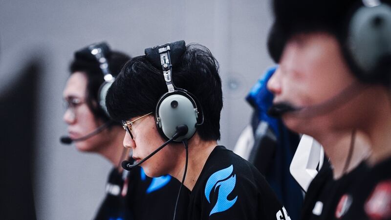 Yeonghan ‘SP9RK1E’ Kim warming up for OWL tournament play.